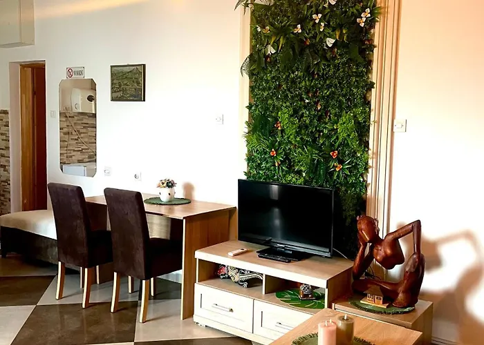 Lana * Ποντγορίτσα